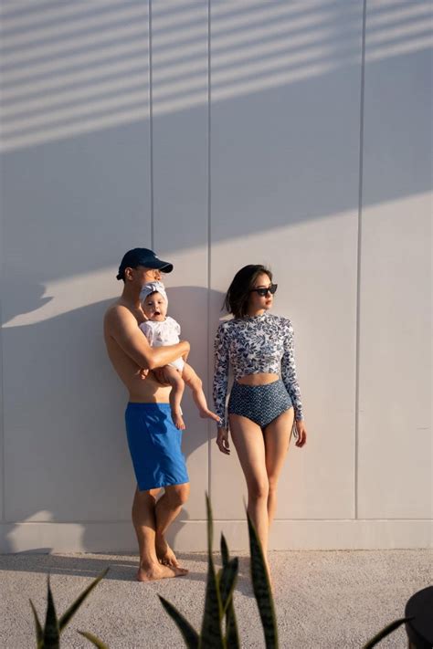 Hot girl Hà thành lấy thiếu gia tập đoàn may mặc mải làm phó nháy cho con mặc bikini suýt lộ