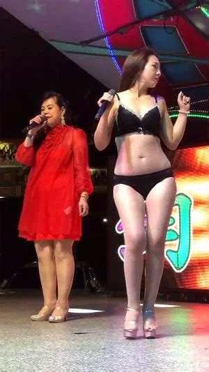 Regardez 熟女辣媽騷逼歌舞秀 樂樂 Dance Striptease Lingerie Striptease Dancing And Stripping Porn