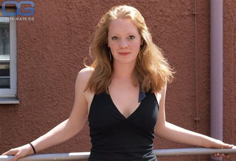 Leonie Benesch Nude Pictures Onlyfans Leaks Playboy Photos Sex Scene Uncensored