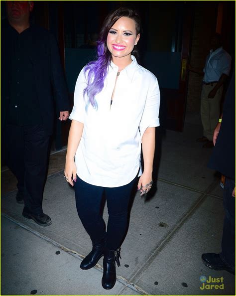 Demi Lovato Performs At Nyc Gay Pride Photo Photo Gallery Just Jared Jr