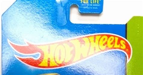 T Hunted BOMBA Novos modelos de 2014 da Hot Wheels de várias séries