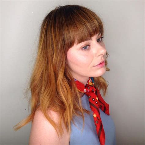 Strawberry blonde inspirações e dicas para alcançar o tom