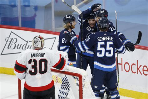 Connor Hellebuyck makes 41 saves, Jets beat Senators 5-1