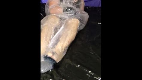 乳胶 WAM 束缚娘娘腔凉鞋 Pornhub Gay