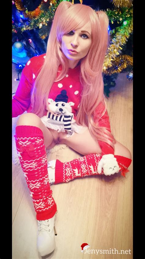 Beautiful Babe Jeny Smith Loves Posing In A Cute Outfit 15 Photos