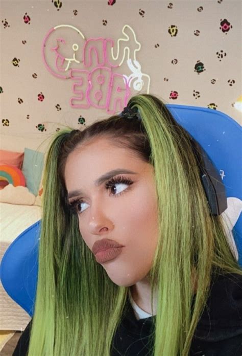 Pin De Lua Em Fun Babe Babes Babe Patroa