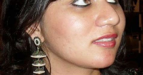 Housewife In Red Saree Beau Hot Cute