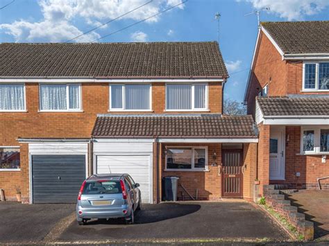 3 Bed Semi Detached House For Sale In Old Birmingham Road Lickey End