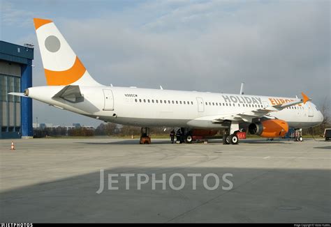 N985CM | Airbus A321-231 | Holiday Europe | Václav Kudela | JetPhotos
