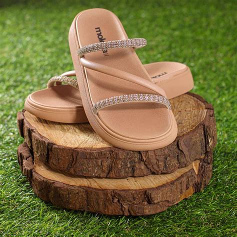 Sandalia Moleca Tira Tripla Cristal Nude Feminino Bege