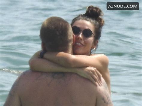 ELIZABETH JAYNE TIERNEY Nude AZNude