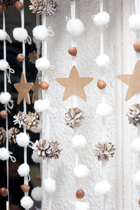 Как украсить офис к Новому году 2019? [Лучшие 80+ Идей]