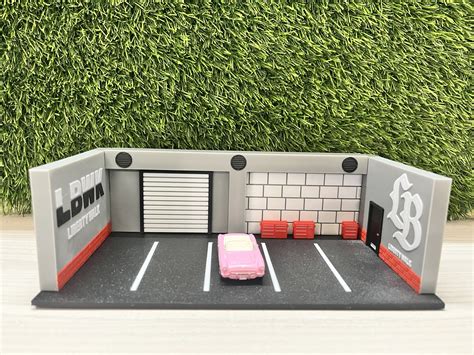 Hot Wheels Scale Garage Diorama Assembly Required Car And Accessories Not Included