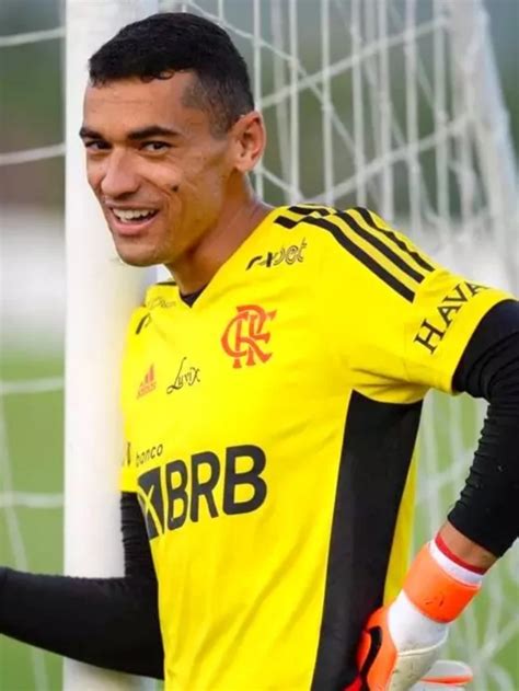 Seguran A Confira Os N Meros Do Goleiro Santos A Camisa Do