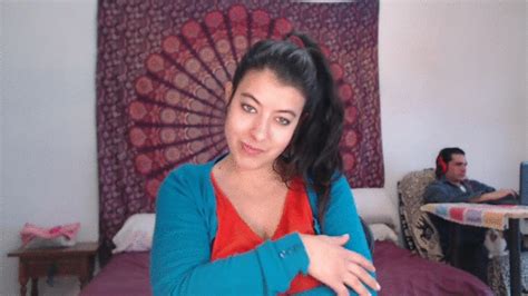 FLASHING TITS WHEN STEPBRO IS WORKING DRAGONGALAXY Clips Sale