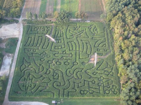 Corn Maze Archive - Long Family Orchard & Farm
