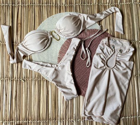 Conjunto Santorini Nude peças em Naiá Moda Praia