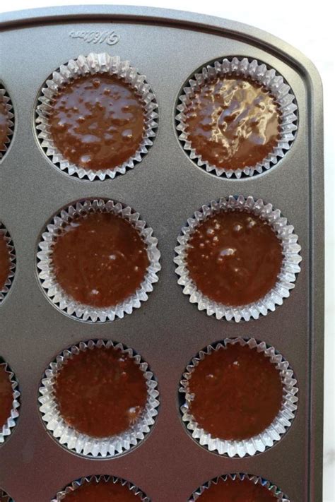 The Best Vegan Chocolate Cupcakes EVER!