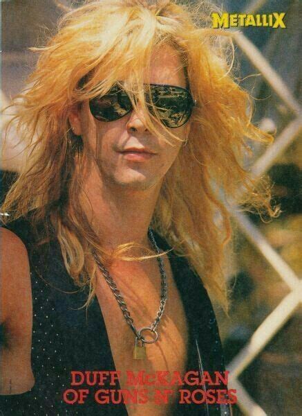 Wattpad De Todo Publicare Fotos De El Hermoso Bajista De Guns N