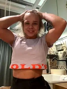 Pennyprincess Fully Nude Strip On Cam For Live Porn Video Webcam Chat