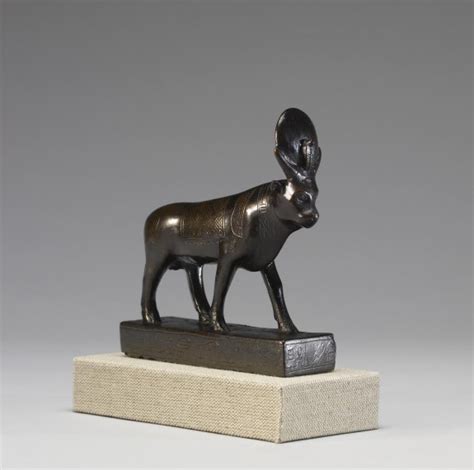 Figure Of The Apis Bull 54538 The Walters Art Museum