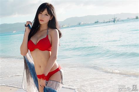 Berita TV Malaysia 18 Photos From Han Gaeuns Sexy Bikini Photoshoot