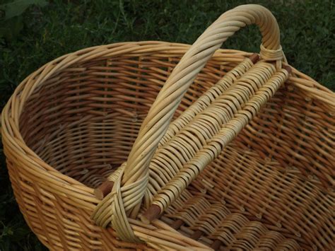 Лоза Черноземья. Плетение из ивы. Запись со стены. | Decorative wicker ...