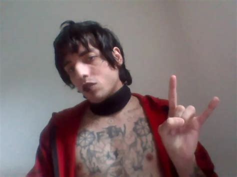 Maurice Goth Pale Gypsy Rose Crossdresser Nude Pics XHamster