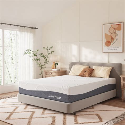 Alwyn Home Mccurtain 12 Medium Cooling Gel Memory Foam Mattress