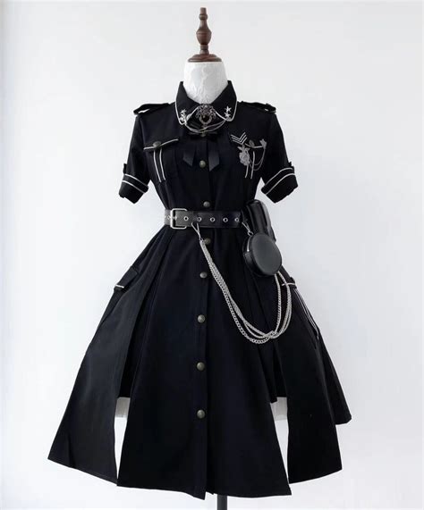 Belchic on Twitter | Moda de ropa, Ropa y accesorios, Ropa