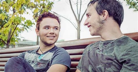 Signs Your Boyfriend Is Probably Gay How To Know For Sure