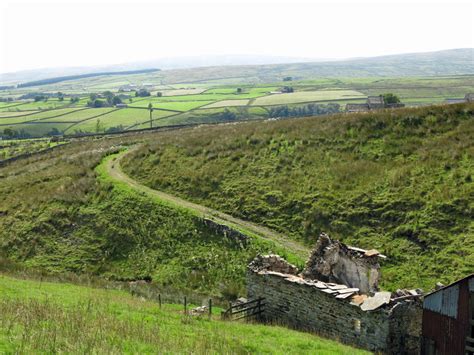 Black Cleugh And Cleugh House 2 © Mike Quinn Cc By Sa20 Geograph