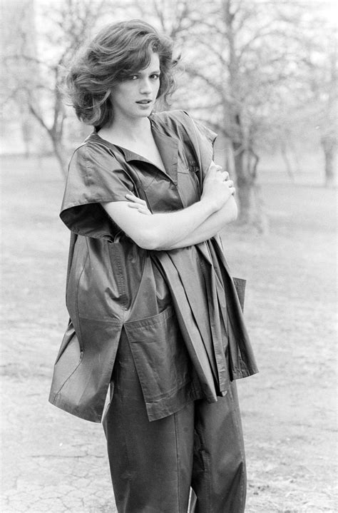 Gia Carangi: Fashion's First Supermodel, Tragic Legacy & Last Photos