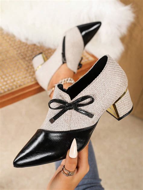 Fashion Splicing Deep V High Heels Vintage Nude Button Elegant Pointed Toe High Heels Chunky