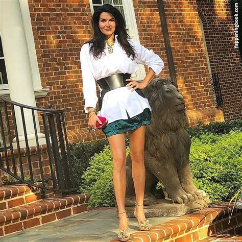 Angie Harmon Nude OnlyFans Leaks The Fappening Photo 1330451 FappeningBook