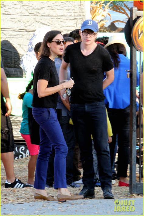 Before They're Gone: See Aubrey Plaza's Viral Photos Now - cm1epr8