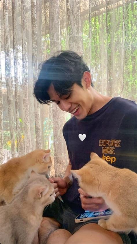 Pin By Manon Vigneault On People Bad Friends Cute Gay Couples Boyfriend Pictures