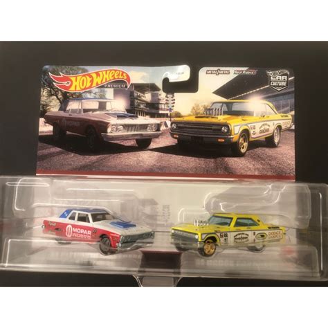 Hot Wheels Team Transport Defect Card Creased Hood Plymouth And Dodge Coronet Shopee