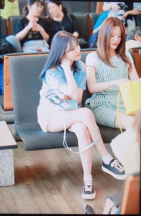 Hot Sexy Baek Jiheon Bikini Pics