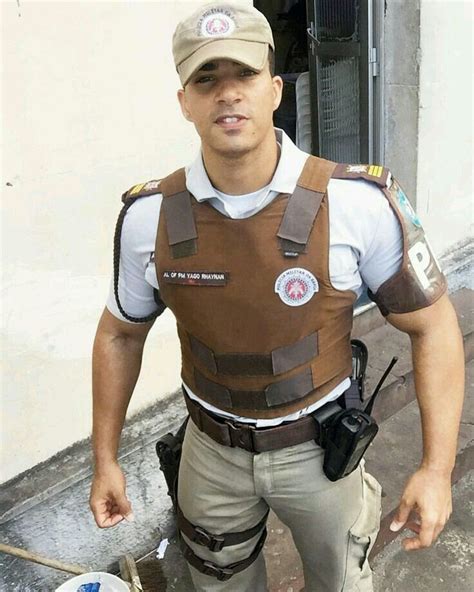 Cop Uniform Men In Uniform Men S Uniforms Hot Cops Hommes Sexy Country Men Muscular Men