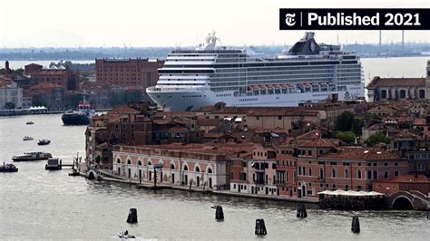 Italy’s Government to Ban Cruise Ships From Venice - The New York Times