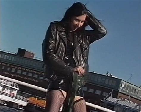 Brunette Babe Gets DP D By Two Hung Studs And Loves Every Thrust From Double Team Sweden 2013