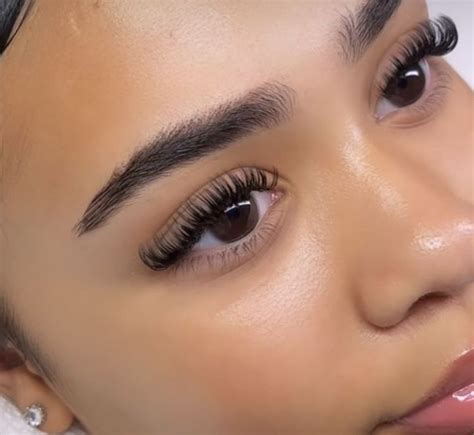 Unicorn Eyeliner Is A Thing Now And It Looks Extra Magical In