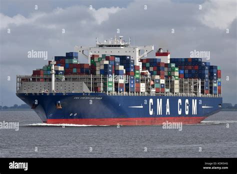 Cma Cgm Benjamin Franklin Stock Photo Alamy