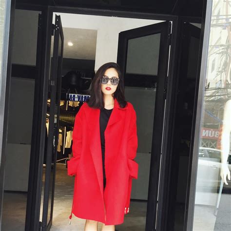 Những tips mix đồ Giáng sinh đáng học hỏi từ hot girl Việt