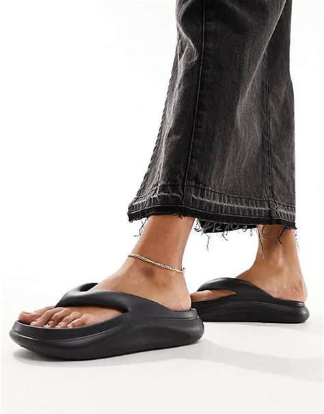 Asos Design Fudge Chunky Flip Flops In Black Asos