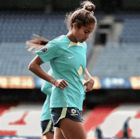 Is Mary Fowler Footballer Lesbian Australian Soccer Player Sexuality Explored