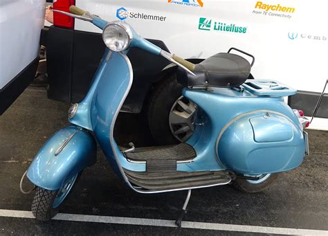 Scooter Piaggio Vespa Salon Auto Moto Retro Amr Lingott Flickr