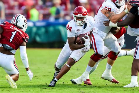 Where did the Oklahoma Sooners land in USA TODAY Sports latest bowl