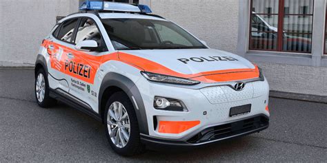 Swiss police adds 13 Hyundai Kona to fleet | electrive.com